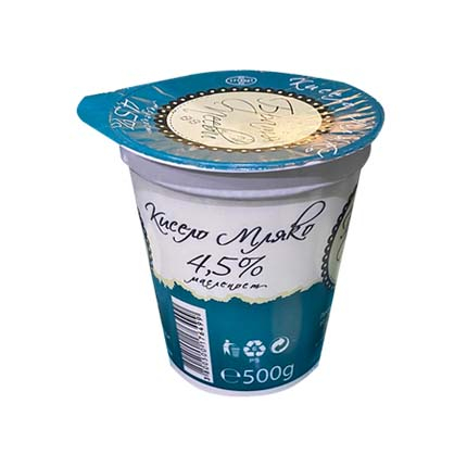 Кисело мляко Братя Пееви 4,5% 500г