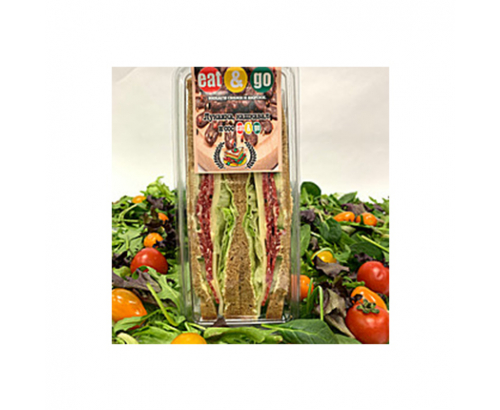 Триъгълен сандвич Ийт енд Го Класик Луканка и кашкавал Триъгълен сандвич Ийт енд Го Класик Луканка и кашкавал